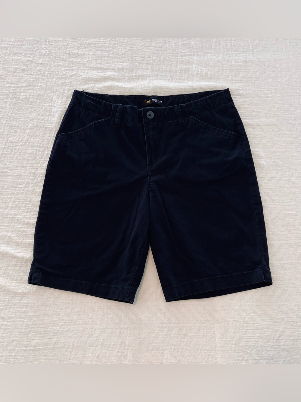 LEE Navy Flat Front Women’s Size 12 Bermuda Style Midrise Relaxed Fit Shorts